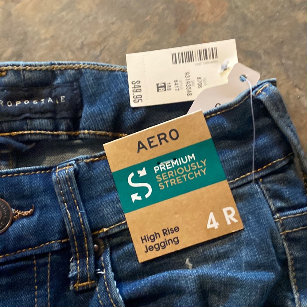 Never worn- Aeropostale jean size 4